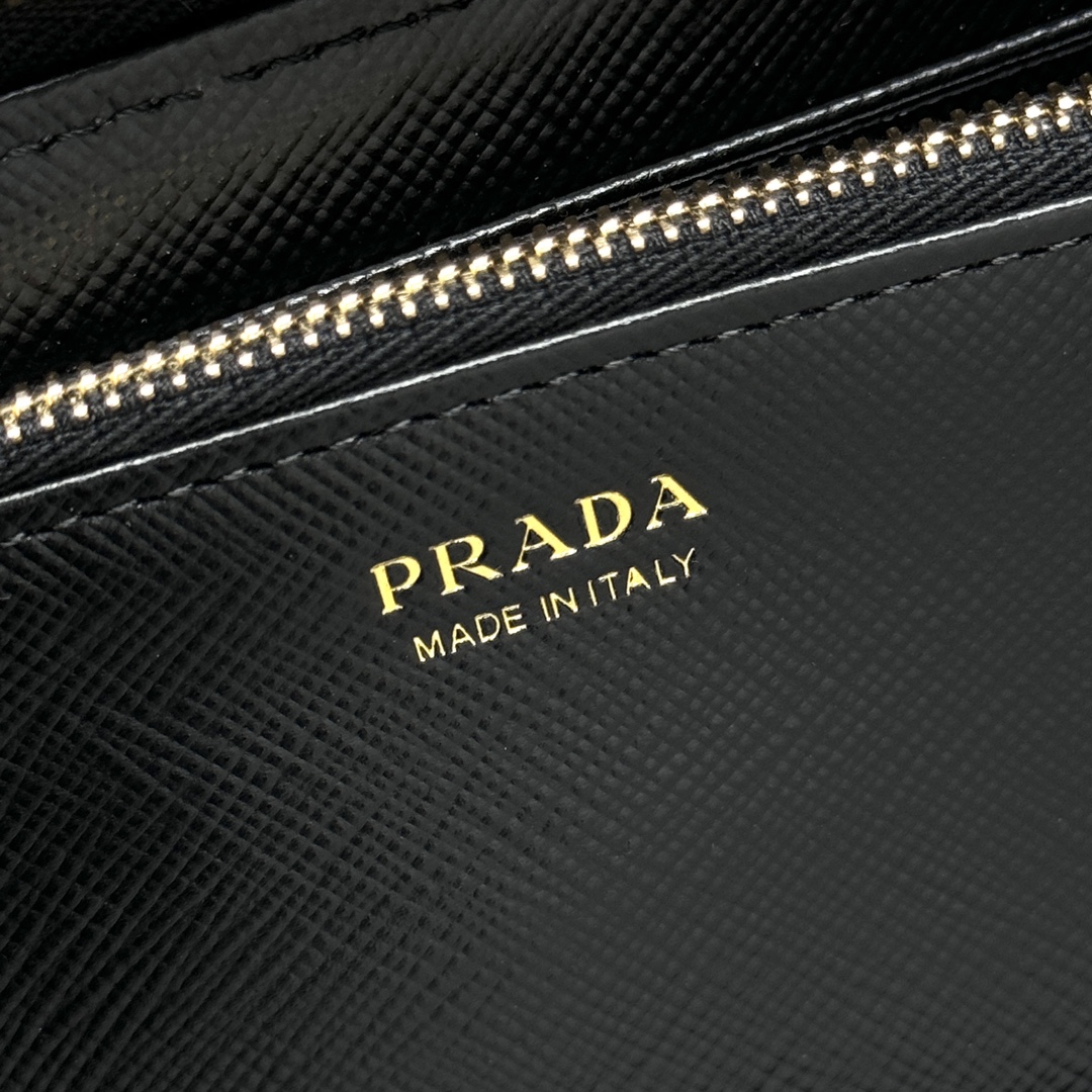 Prada Wallets Purse